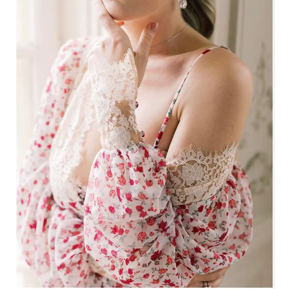 For Love & Lemons NWT Victoria’s Secret Pink Lace Floral Melrose Mini Robe XS